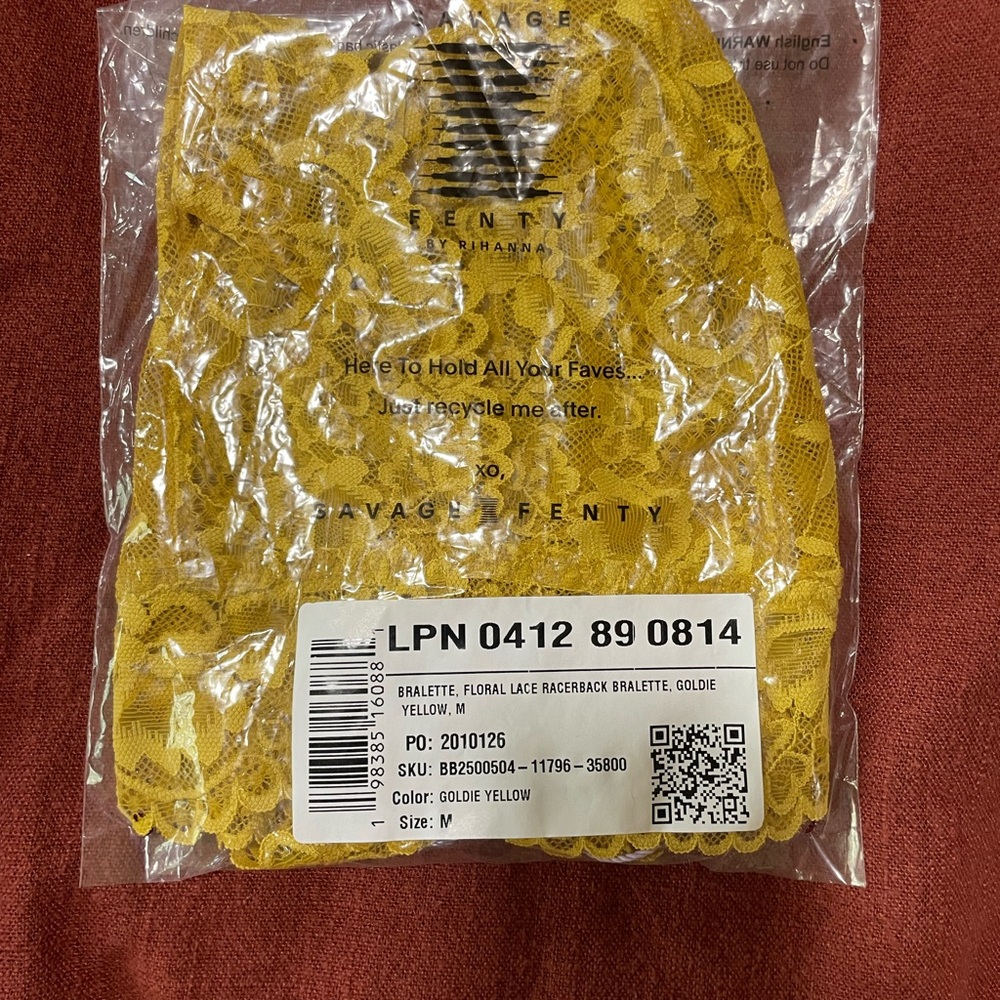 Savage X Fenty Yellow racerback Lace Bralette